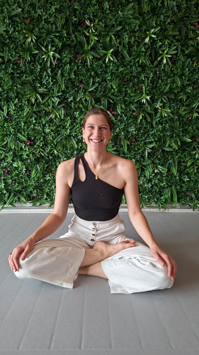 Gudule, professeure de Yoga chez Nemea Move